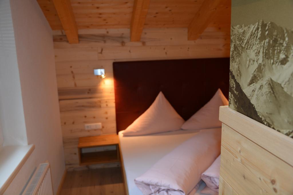 Tischlerei Rudigier Vermietung カップル 部屋 写真