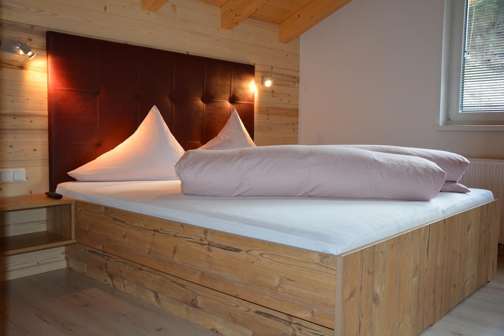 Tischlerei Rudigier Vermietung カップル 部屋 写真