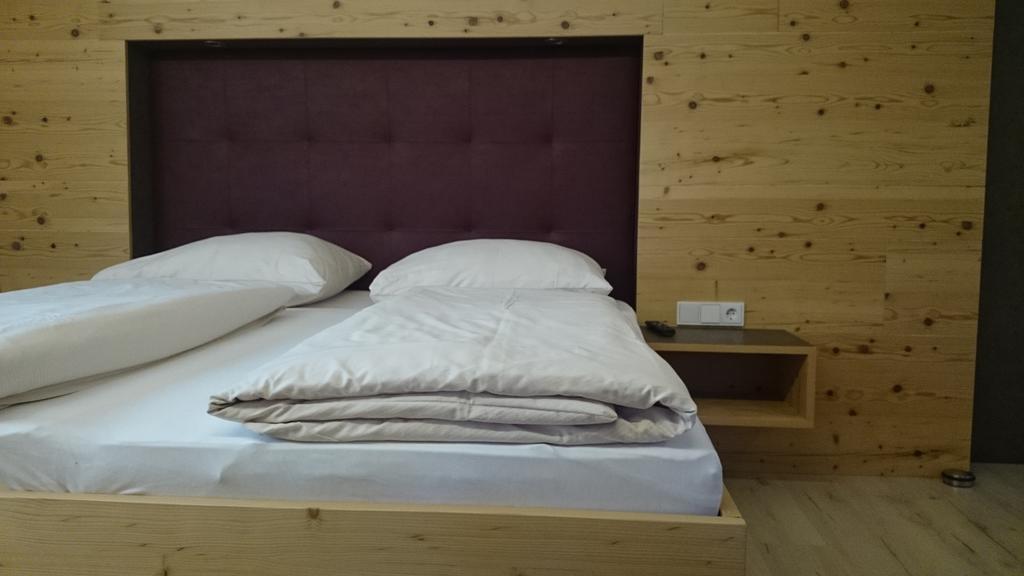 Tischlerei Rudigier Vermietung カップル 部屋 写真